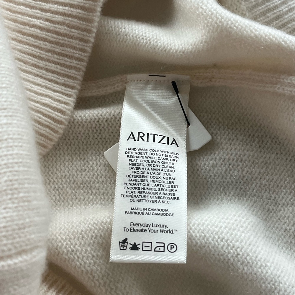 Aritzia Cashmere Mockneck Women's Cream Knit Turtleneck Cozy Sweater Sz XS - Picture 10 of 11